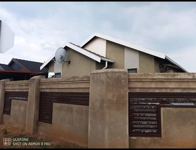 3 BEDROOM HOUSE FOR SALE IN WINDMILL PARK EXT